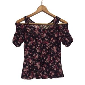 🌟 3 for $23  Flower lace Top
